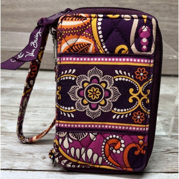Vera Bradley Carry it All Wristlet RETIRED Safari Sunset Wallet 6" x 3.5" Purple - Picture 1 of 10